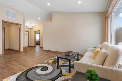 804 2nd St SE, Dodge Center, MN 55927