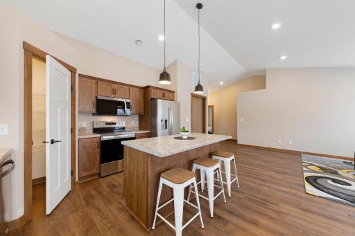 804 2nd St SE, Dodge Center, MN 55927