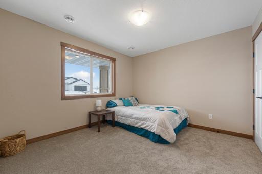 804 2nd St SE, Dodge Center, MN 55927