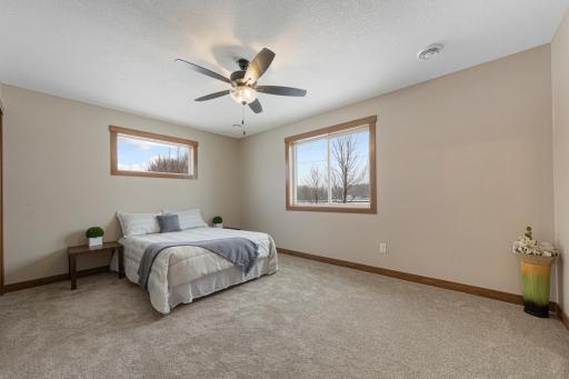 804 2nd St SE, Dodge Center, MN 55927