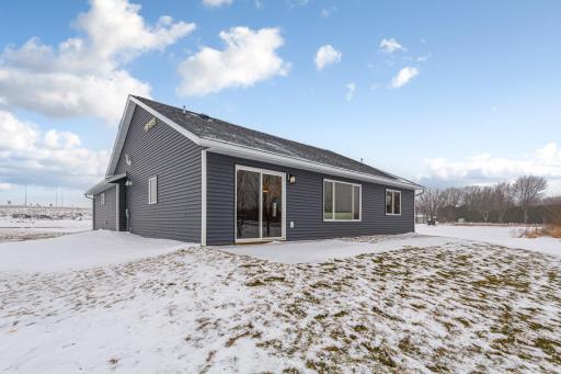 804 2nd St SE, Dodge Center, MN 55927