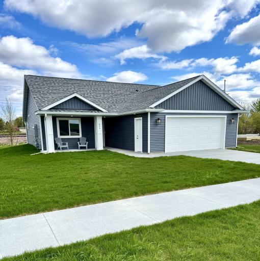804 2nd St SE, Dodge Center, MN 55927