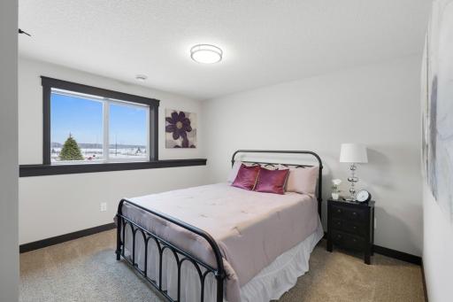 1105 136th Street E, Rosemount, MN 55068