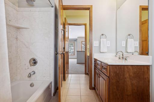 10766 Hawthorn Trail - Spacecrafting - 0039.jpg