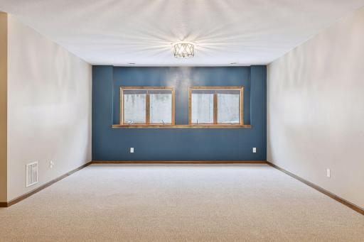 10766 Hawthorn Trail - Spacecrafting - 0054.jpg