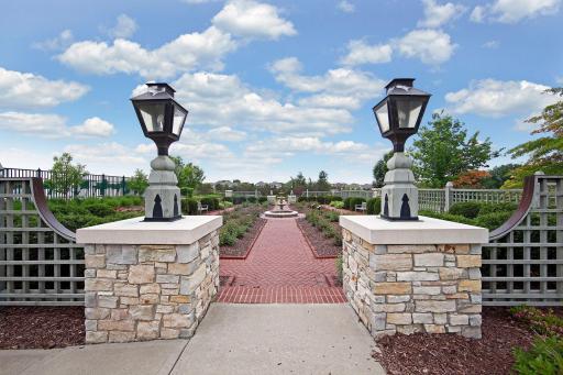 10766 Hawthorn Trail - Spacecrafting - 0073.jpg