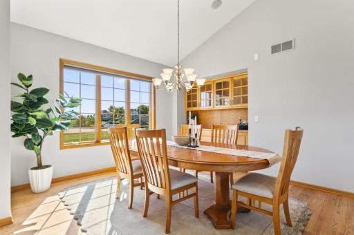 1057 Ridge Crest Lane NW, Rochester, MN 55901