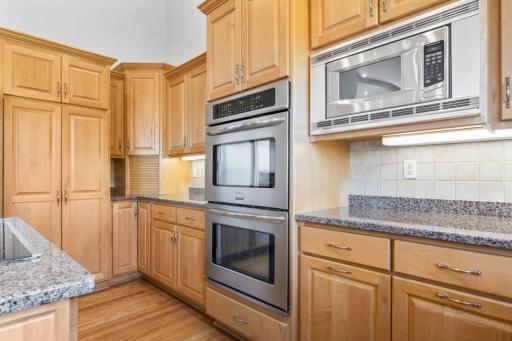 1057 Ridge Crest Lane NW, Rochester, MN 55901