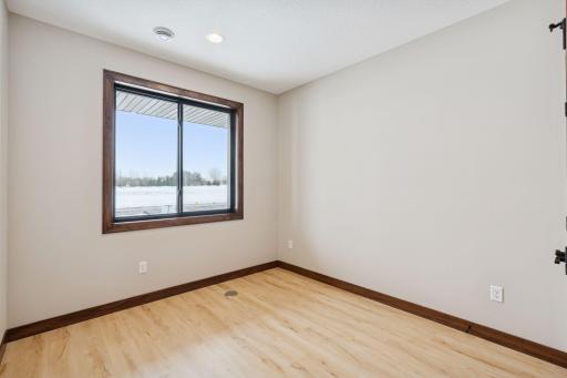 619 7th Avenue NE, Isanti, MN 55040