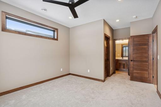 619 7th Avenue NE, Isanti, MN 55040
