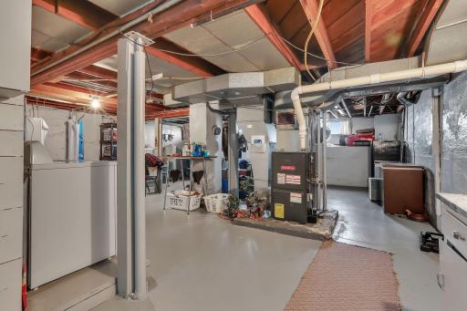 6132 Mayhew Lake Road NE, Sauk Rapids, MN 56379