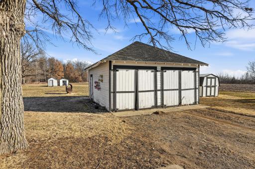 6132 Mayhew Lake Road NE, Sauk Rapids, MN 56379