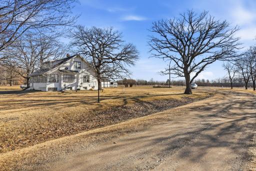 6132 Mayhew Lake Road NE, Sauk Rapids, MN 56379
