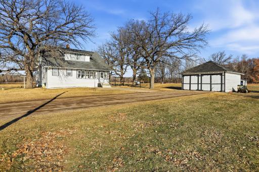 6132 Mayhew Lake Road NE, Sauk Rapids, MN 56379