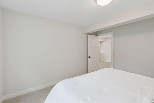 7310 Ambercrest Curve - Spacecrafting - 0054.jpg