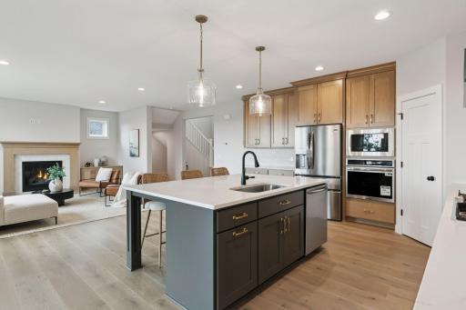 7310 Ambercrest Curve - Spacecrafting - 0018.jpg