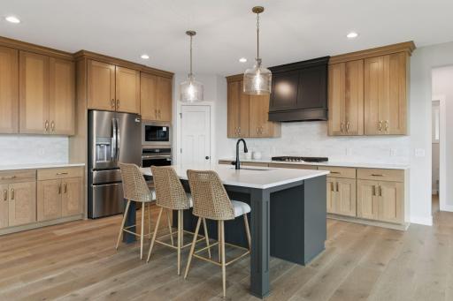 7310 Ambercrest Curve - Spacecrafting - 0016.jpg