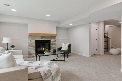 7310 Ambercrest Curve - Spacecrafting - 0047.jpg