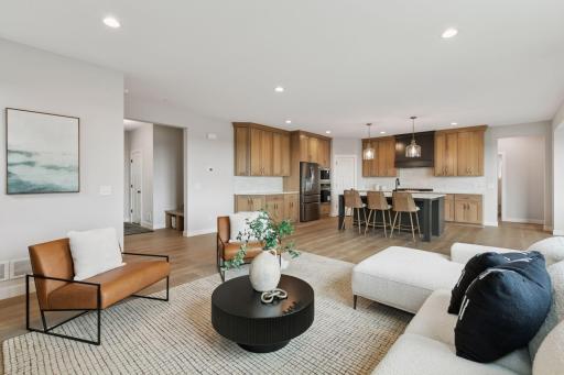 7310 Ambercrest Curve - Spacecrafting - 0011.jpg