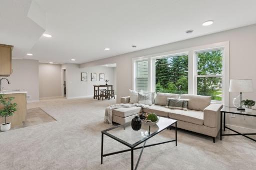 7310 Ambercrest Curve - Spacecrafting - 0048.jpg