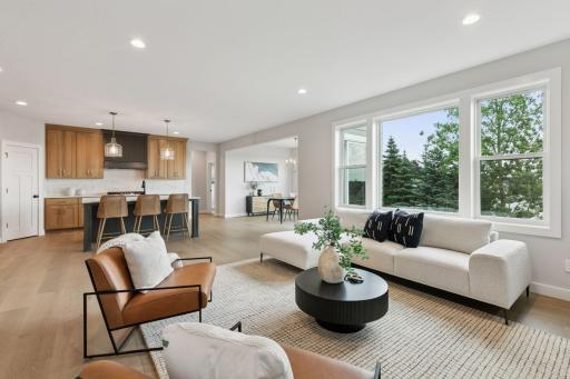 7310 Ambercrest Curve - Spacecrafting - 0010.jpg