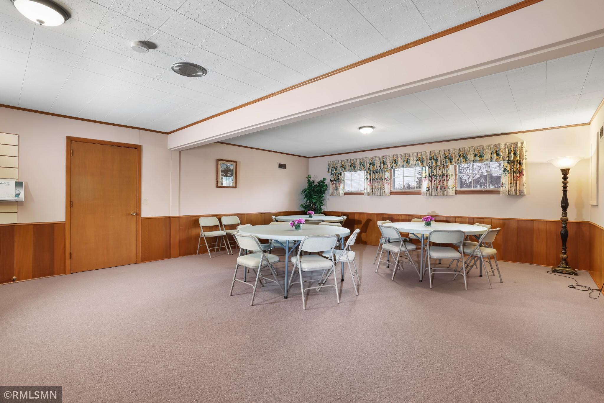 Upper level meeting area #2