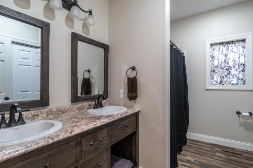 123 Washington Avenue, Crookston, MN 56716