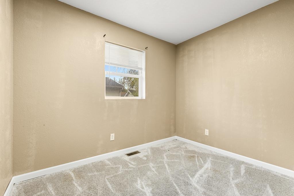 3rd Main floor bedroom