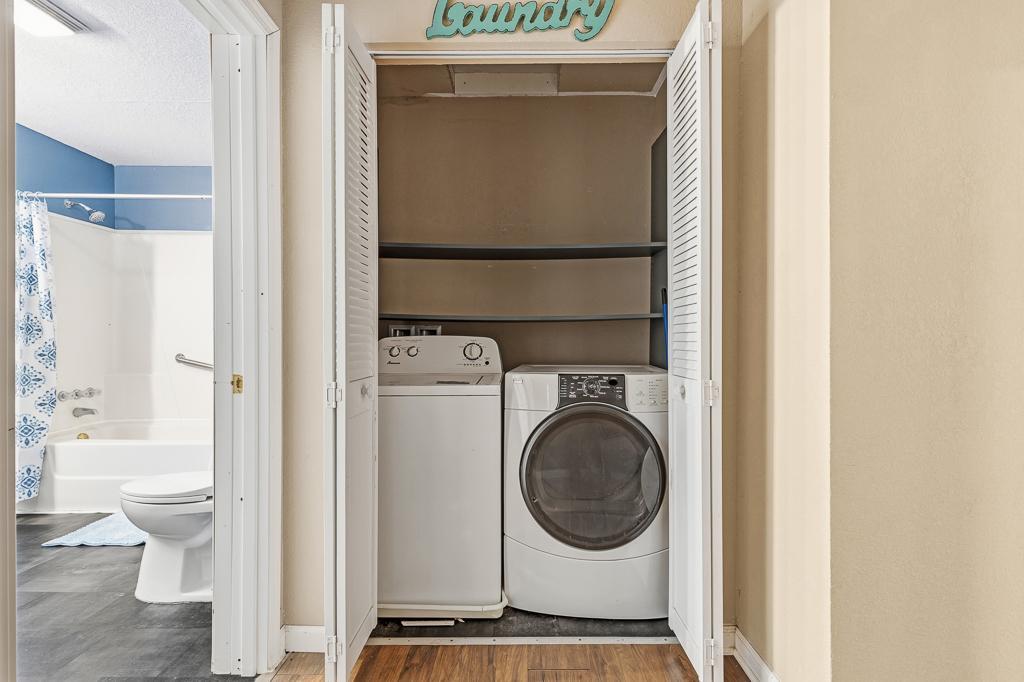 Laundry closet on main floor!