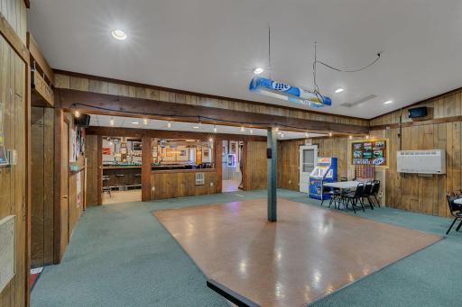 101 Lake Henry Avenue S, Melrose, MN 56352