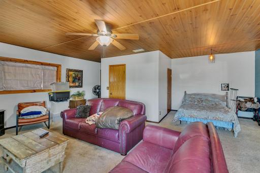 101 Lake Henry Avenue S, Melrose, MN 56352