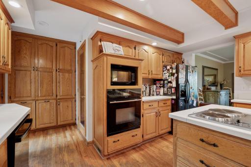 940 Brown Road S, Wayzata, MN 55391