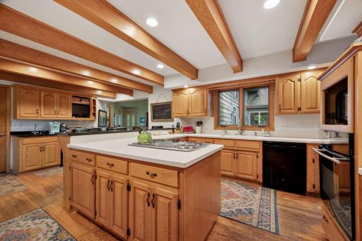 940 Brown Road S, Wayzata, MN 55391