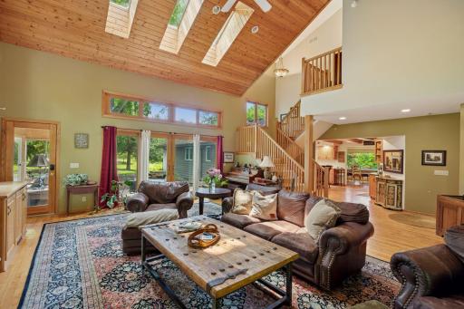 940 Brown Road S, Wayzata, MN 55391