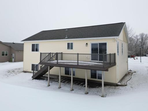 1265 GOLDENWOOD Drive, West Fargo, ND 58078