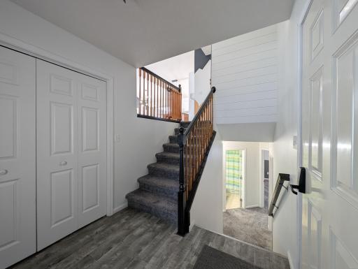 1265 GOLDENWOOD Drive, West Fargo, ND 58078