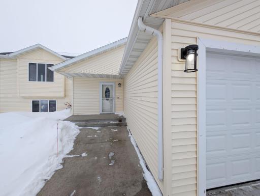 1265 GOLDENWOOD Drive, West Fargo, ND 58078