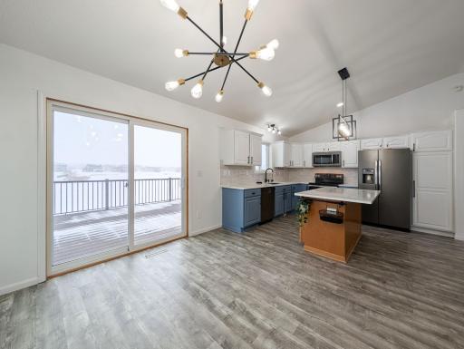 1265 GOLDENWOOD Drive, West Fargo, ND 58078