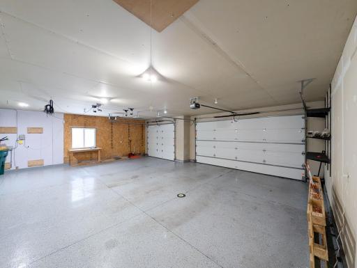 1265 GOLDENWOOD Drive, West Fargo, ND 58078