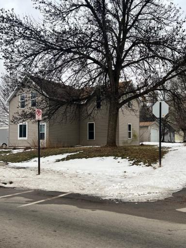 310 6th Street, Dawson, MN 56232