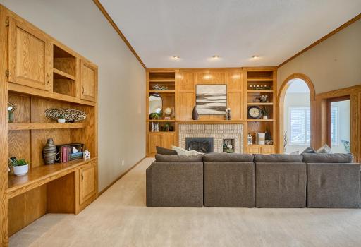 Spacious Livingroom with Beautiful Built-ins