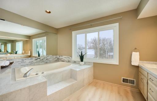 Spa Soaking Tub