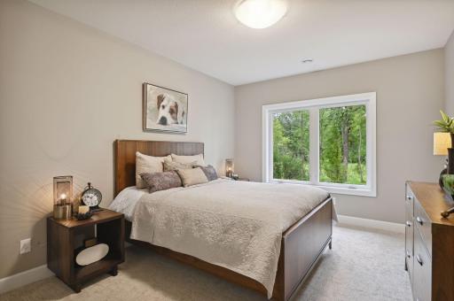 7 Pondview Trail, North Oaks, MN 55127