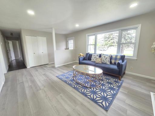 5201 W 84th Street, Minneapolis, MN 55437