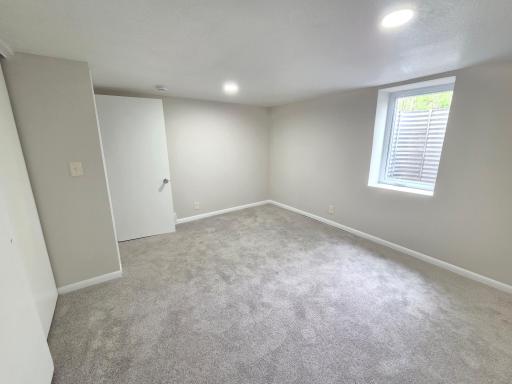 5201 W 84th Street, Minneapolis, MN 55437