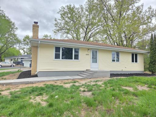 5201 W 84th Street, Minneapolis, MN 55437