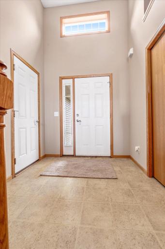 1136 Pioneer Trail SE, Cambridge, MN 55008