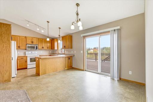 1136 Pioneer Trail SE, Cambridge, MN 55008