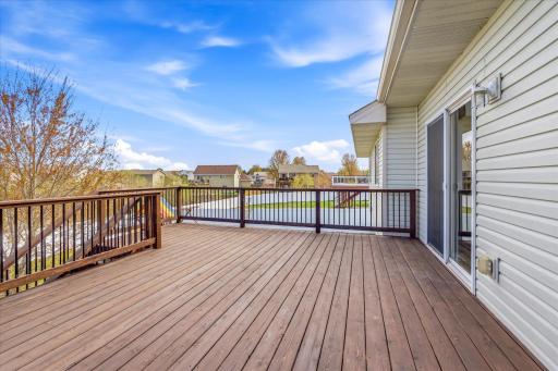 1136 Pioneer Trail SE, Cambridge, MN 55008