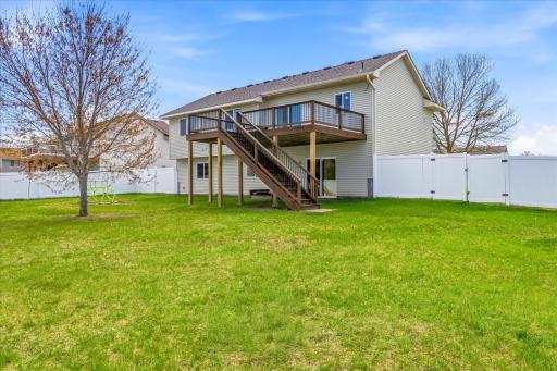 1136 Pioneer Trail SE, Cambridge, MN 55008